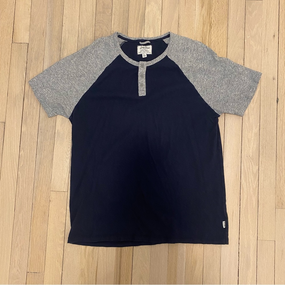 Lucky Brand Men’s Short Sleeve Henley